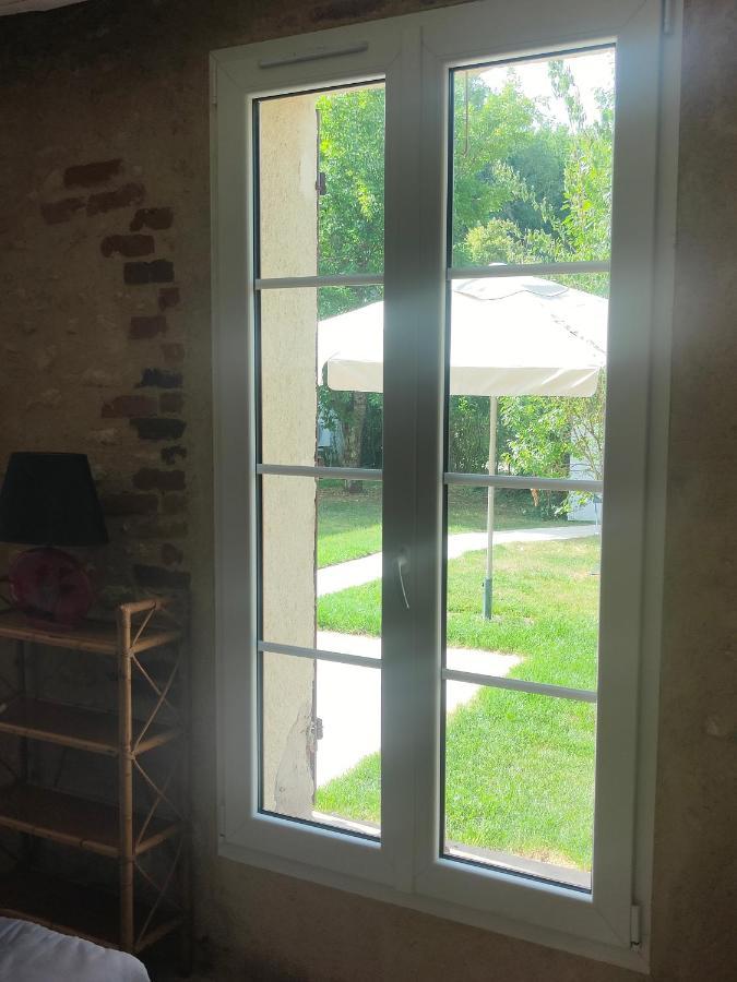 La Petite Maison Dans La Foret Gy-en-Sologne Екстер'єр фото